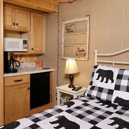 Karens Cozy Cottage 개틀린버그 외부 사진